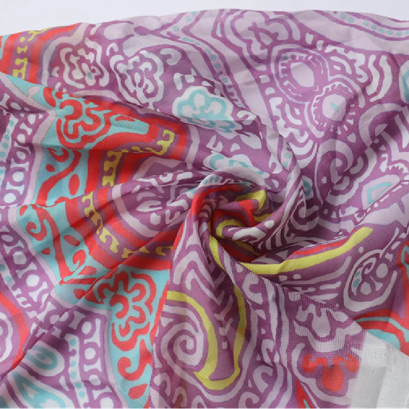 30 ти дневной из шелкового тюля от британского дизайнера с абстрактным рисунком в