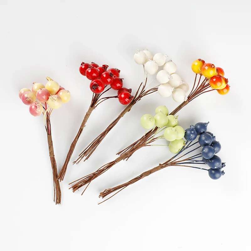 

10 Pieces Decorative Berries Home Decoration Accessories Christmas Wedding Decoration Candy Box Flower Arrangement Brooch Wreath