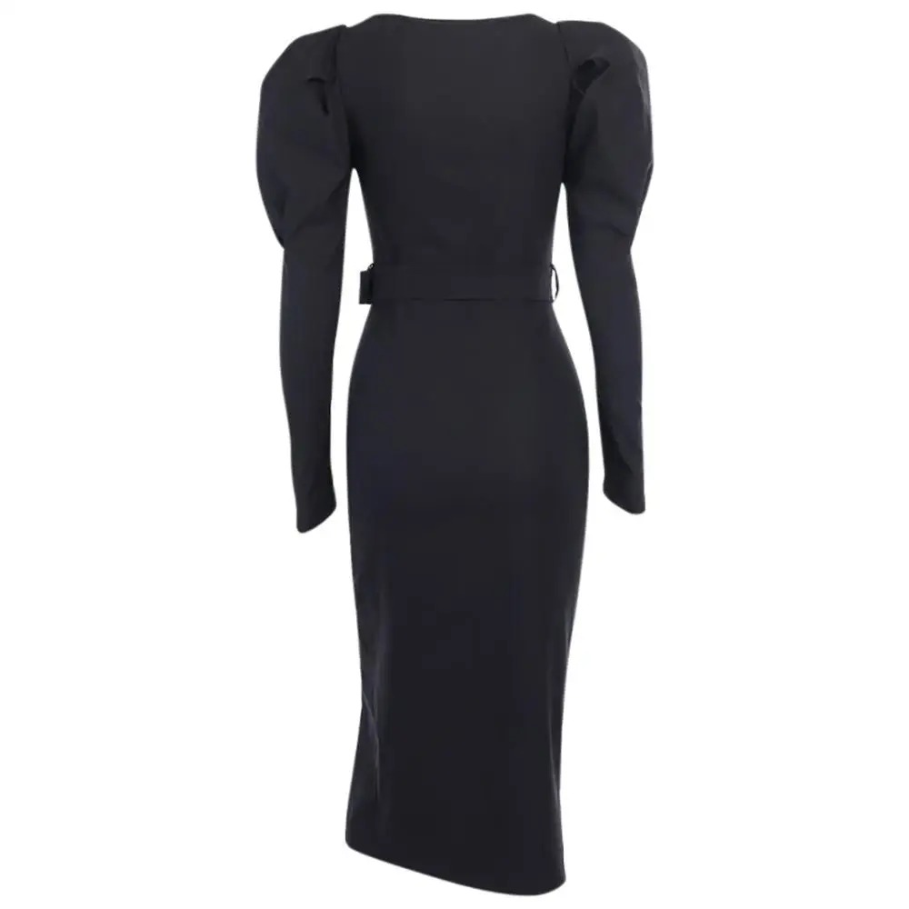 Женское платье с разрезом однотонное черное поясом длинными рукавами фонариками