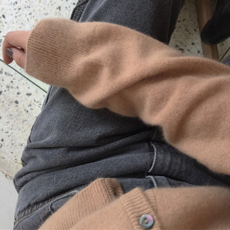 

BELIARST 2020 Spring New Cardigan Cashmere Sweater Woman Slim Thin Thin Knitting Bottoming Sweater Pullover Wool Sweater