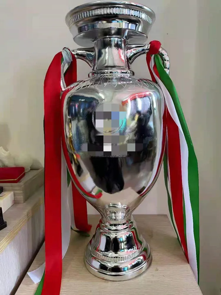 

2020 Европейский Трофей Чемпион Кубок веер сувенирные украшения Реплика 1: 1