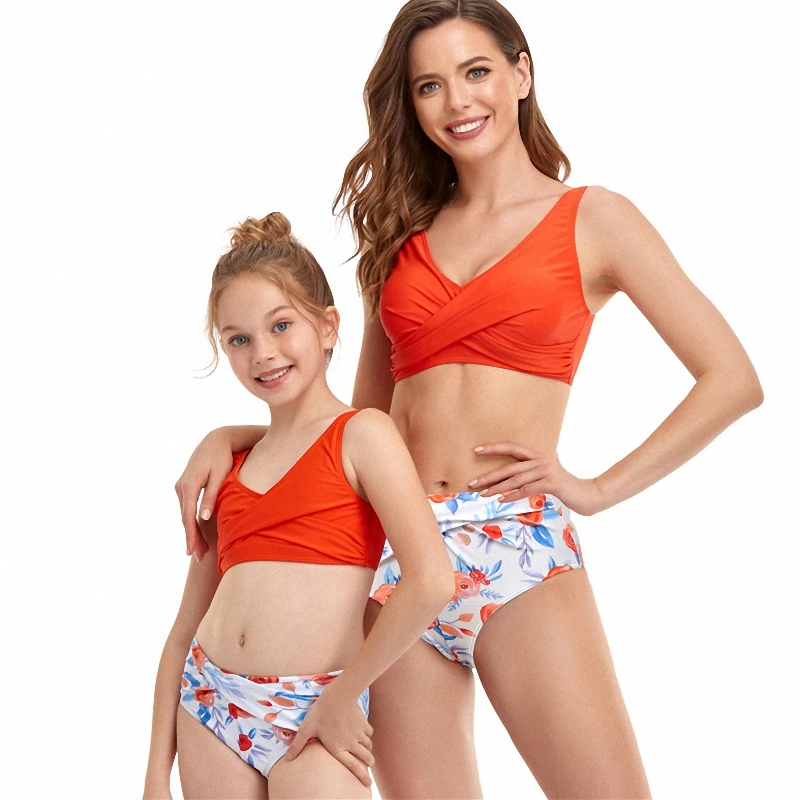 

Printed Two Piece Set Mmonokini Bikini Parent Child Swimsuit Mom Kids Swimwear Mother Daughter Girl 2021 New Beach Bathing Suits