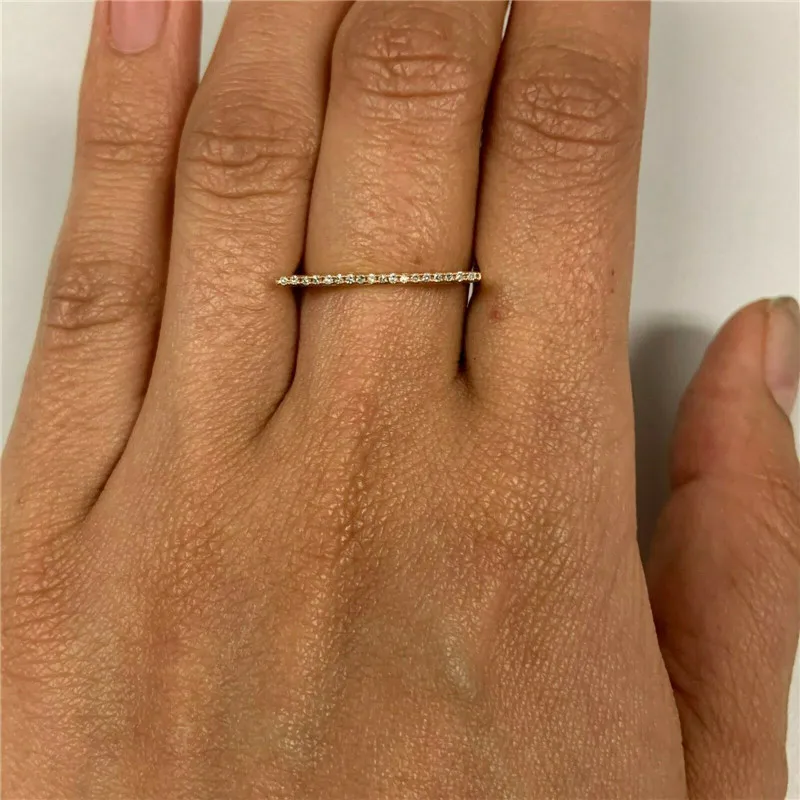 Женское плоское кольцо из желтого золота 0 05 карат 10 к с бриллиантами тонкая