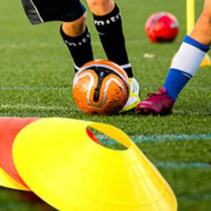 Disc Cones (Set of 50) Agility Training Soccer with Carry Bag and Holder for Football Basketball Sports Field Cone Markers | Спорт и