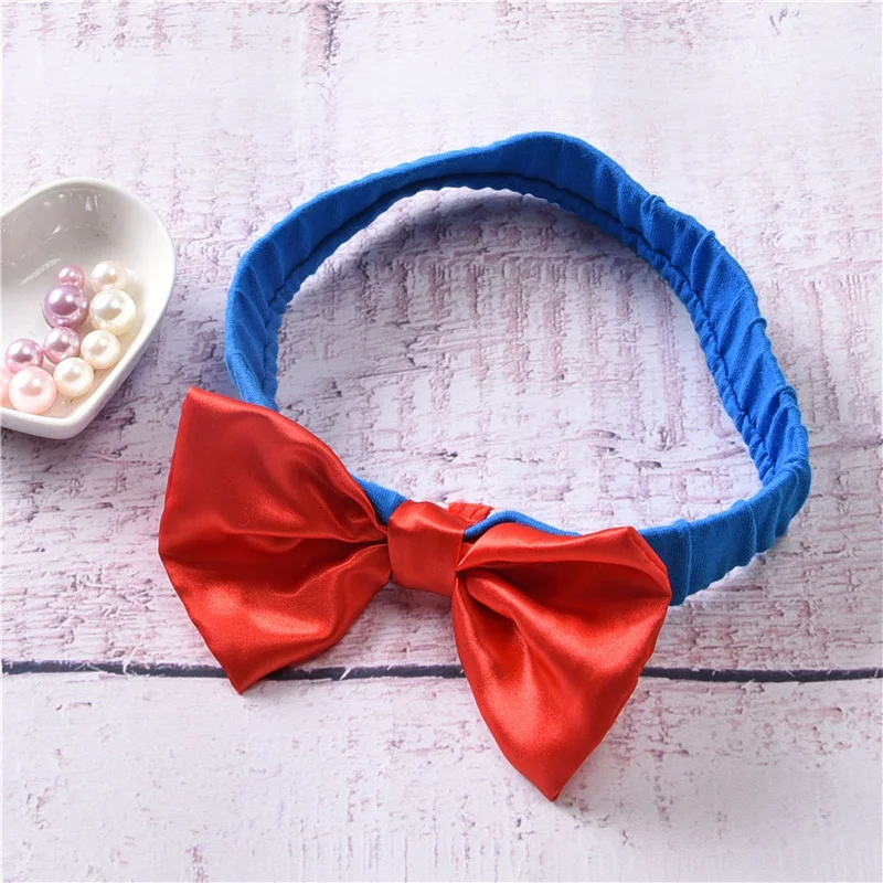 

Baby Girls Clothes Three PiecesFashion Fresh Contrast Color Short Sleeve Romper and Bow Short Pants with Headband