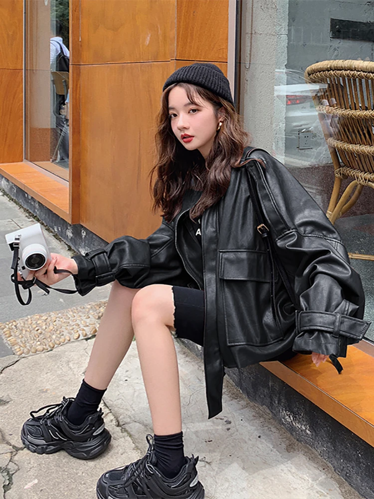 Женская короткая мотоциклетная куртка из ПУ кожи нестандартная кожаная большого