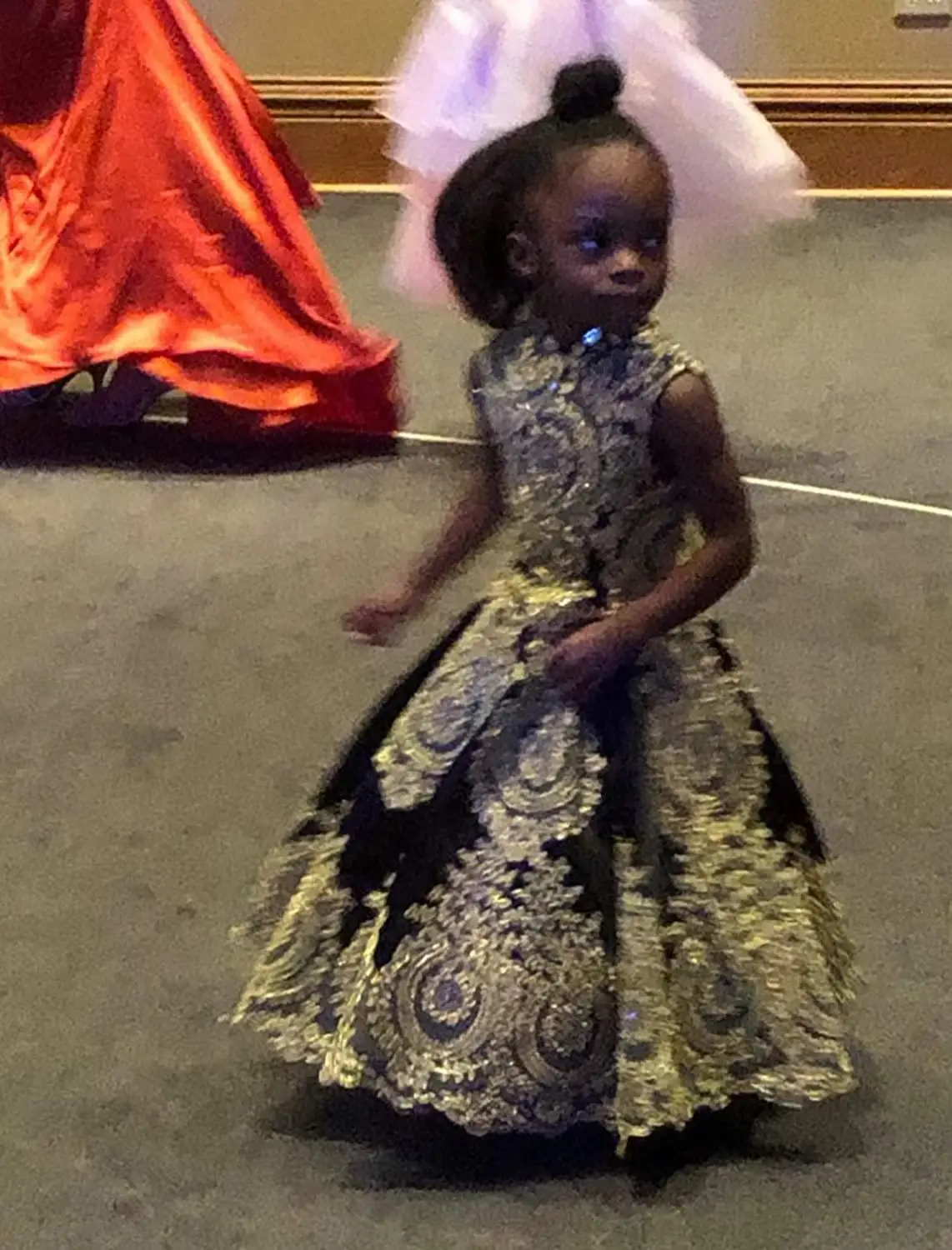 Роскошное черно-Золотое кружевное Цветочное платье для девочек с высокой