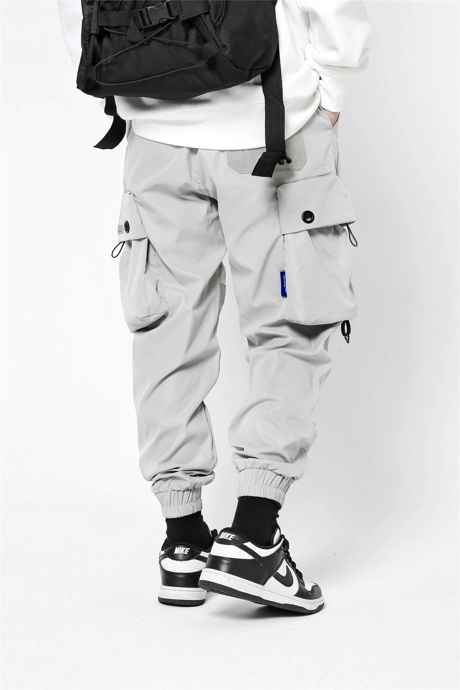 Брюки-карго с широкими боковыми карманами и ремнем уличная одежда techwear harajuku |