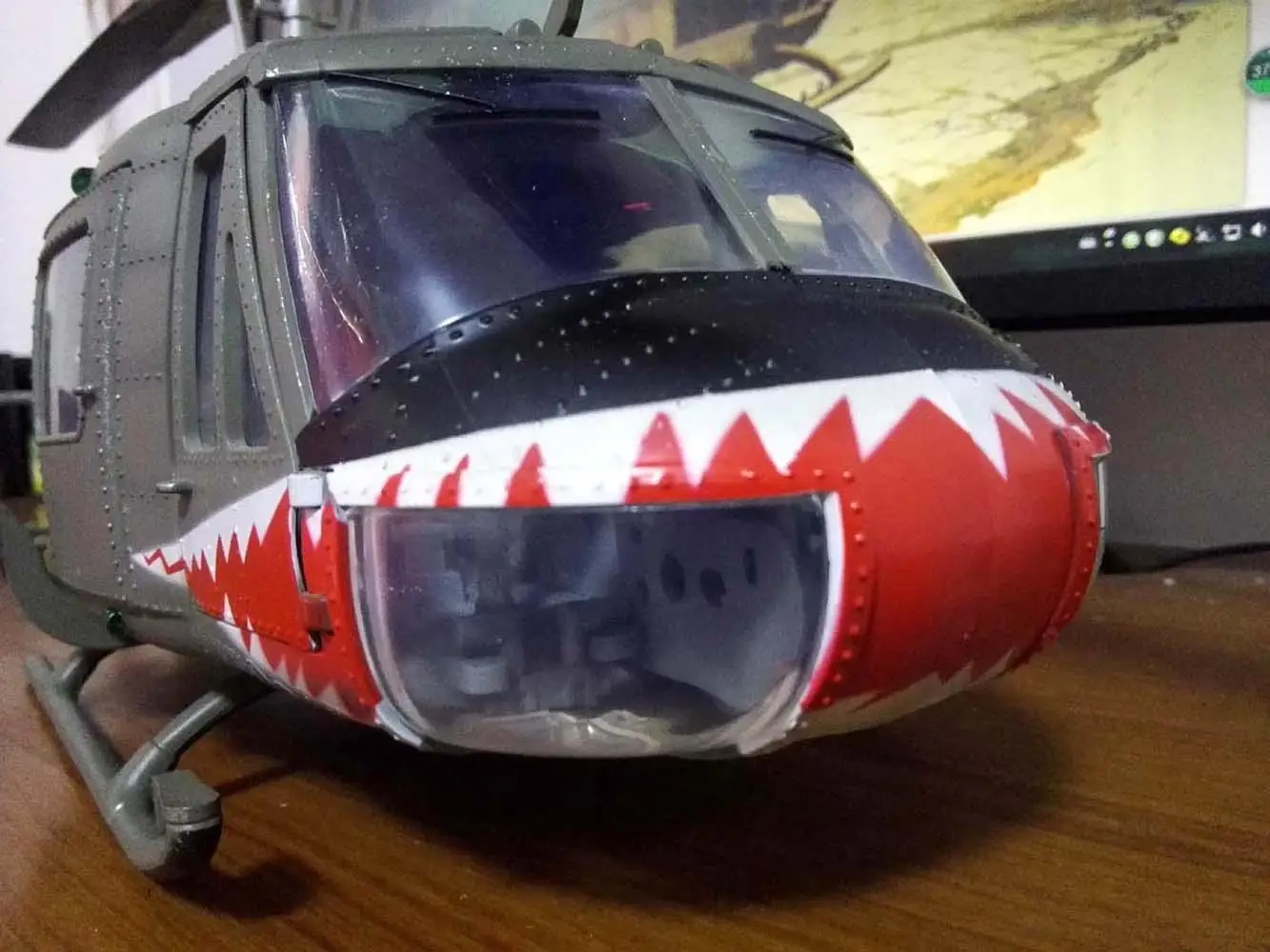 Армии США UH-1 Акула 1/18 Huey готовой вертолет easy Model Ограниченная серия |