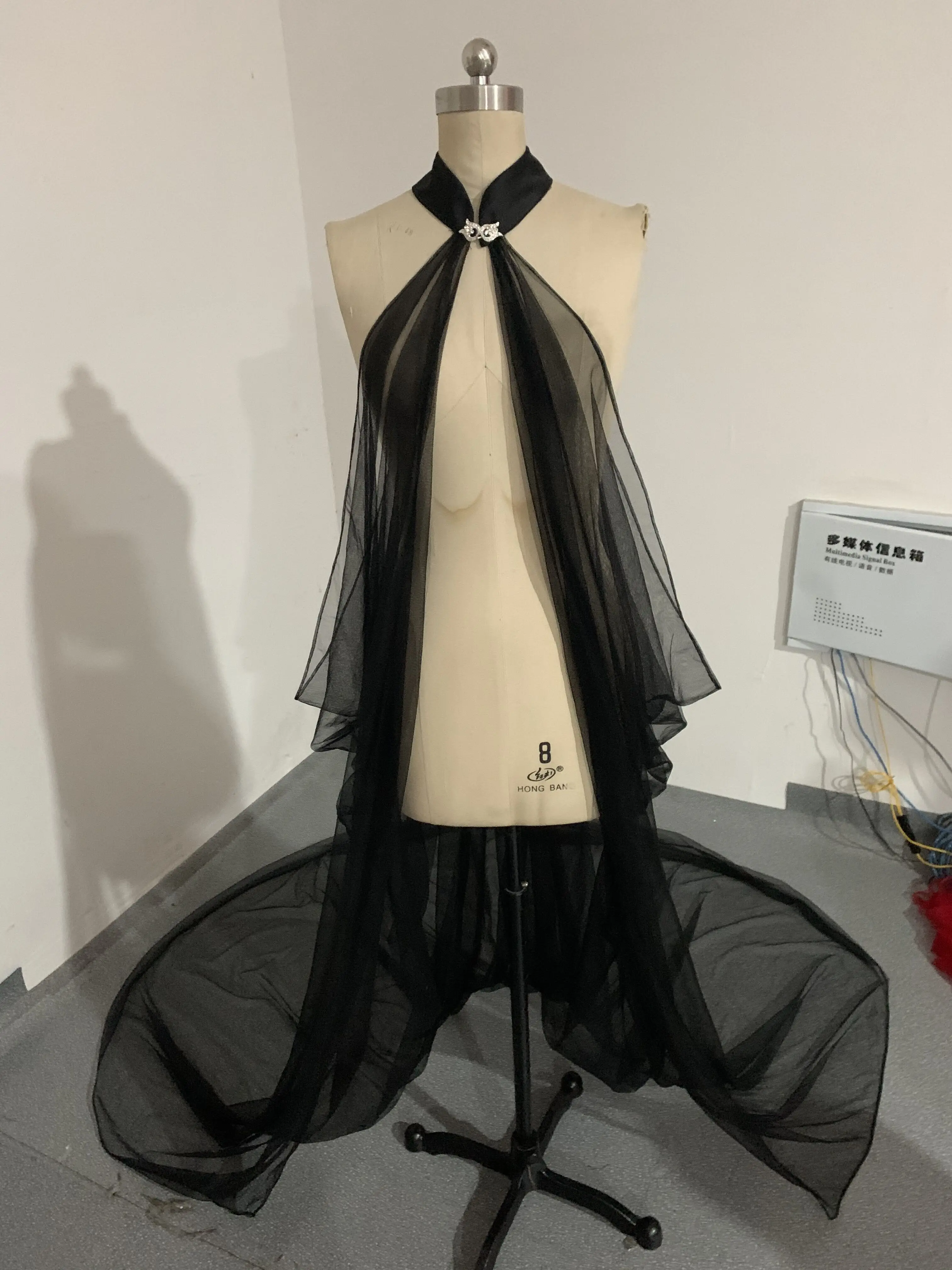 

Wedding Cape Bridal Shawl White Ivory Black Long tulle Cape Cloak High Neck Elegant Shawl shrugs chaquetas de fiesta mujer