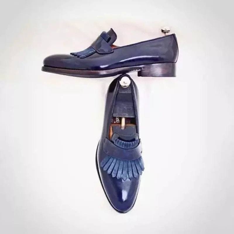 

Men's Leather Shoes Low Heel Dress Shoes Spring Autumn Casual Shoes Retro Classic Casual Shoes Luxury Tassel Casual Shoes YX028