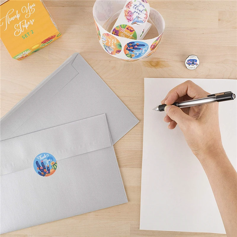 

500Pcs 8 Style Flower Thank You Stickers seal labels 1inch Round Animal Envelope handmade scrapbooking stationery sticker Roll