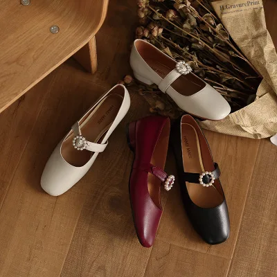 

2020 New Autumn Spring Hepburn Mary Jane Shoes Square-toe Pearl Shallow Mouth Retro French Elegant Red Black Flat Shoes Women