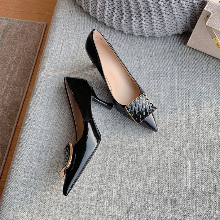 

MLJUESE 2021 Women Pumps Soft Cow leather Autumn Spring Metal Decoration Thin heel Pointed toe female High heels pumps