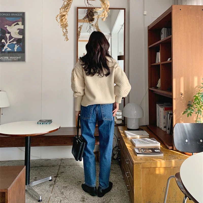 

French Retro New Sweet Hand-embroidered 3D Flower Sweaters Women Fall Winter Casual Loose Apricot Thick Pullovers For Females