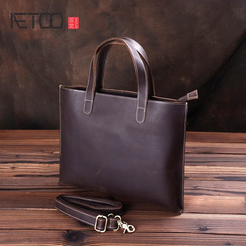 

AETOO Leather men's crazy horse leather one-shoulder bag, European and American retro casual stiletto bag, head leather handbag
