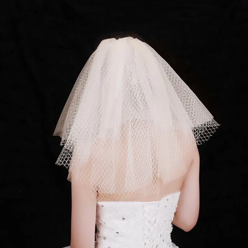 4 Tier Layered Women Wedding Veil Hollow Out Grid Mesh Short Fluffy Tulle Retro Bridal Veil Night Party Costume With Metal Combs