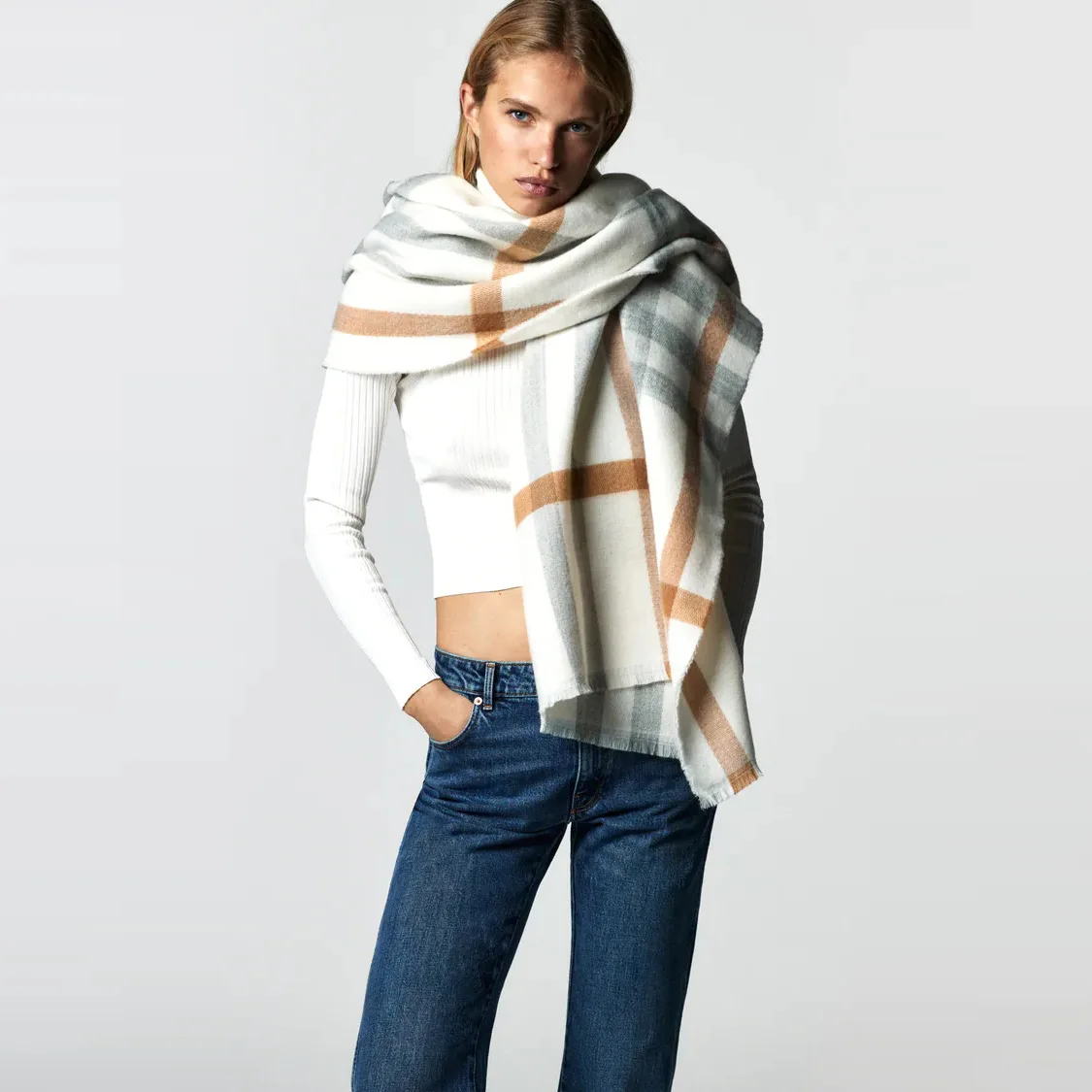 

2021 winter new Za family Beige wool trim layer soft lattice thin women's scarf thickened and warm dual-purpose external shawl