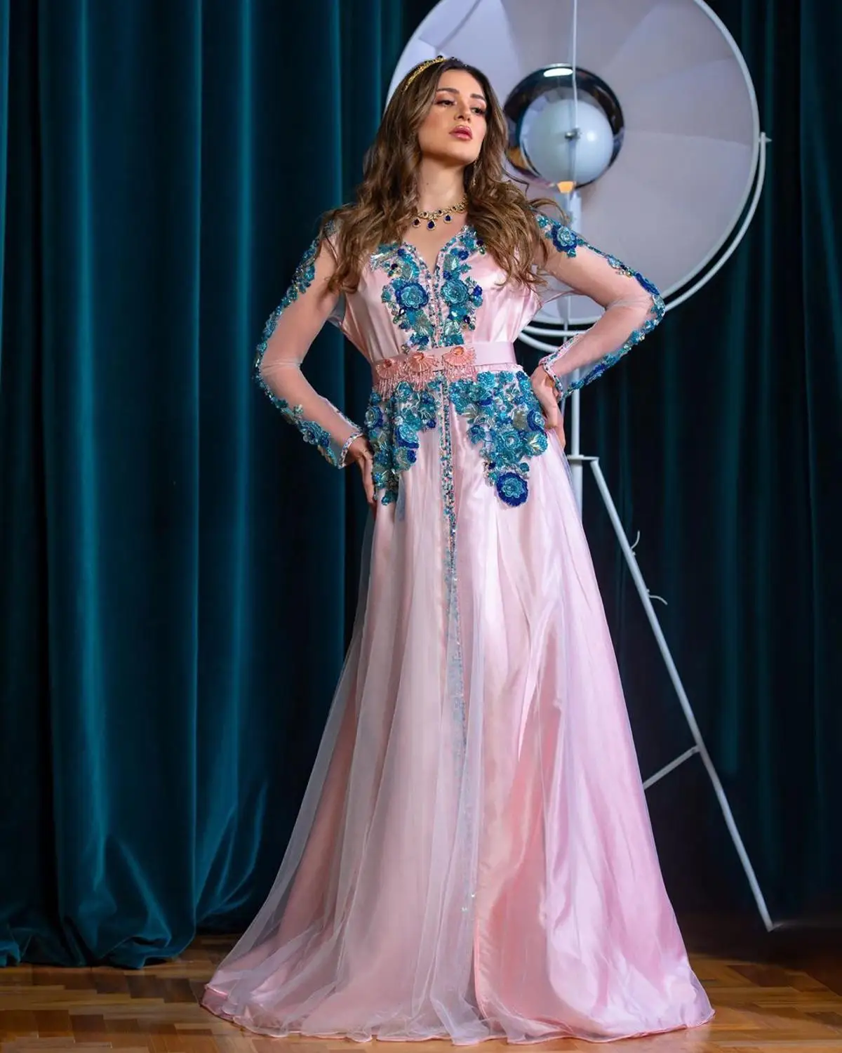 Bbonlinedress марокканское вечернее платье Caftan с вышитыми аппликациями длинное
