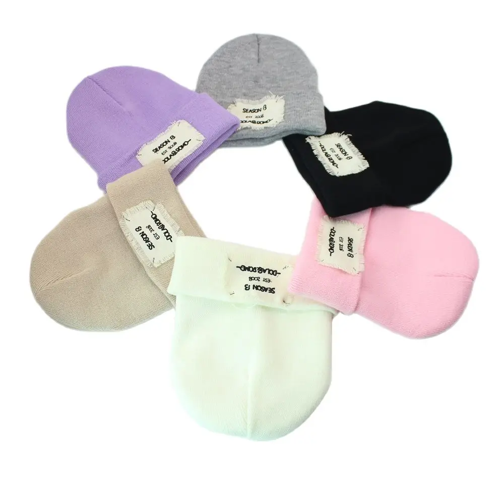 

2021 Fashion Knitted Caps Hats for Women Black White Flexible Outdoor Keep Warm Hip Hop Casual Beanies Winter Hats for Men Woman