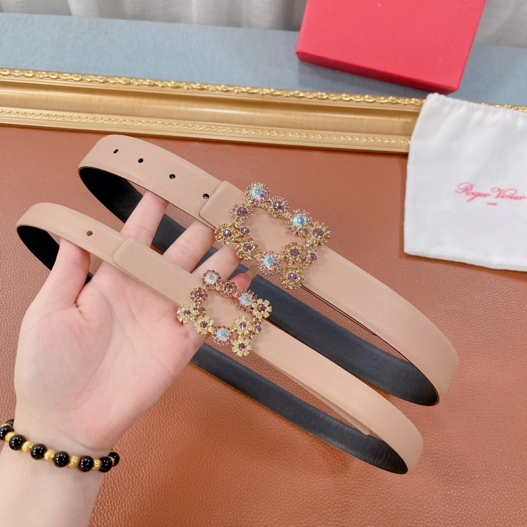 

2021 Модный женский роскошный дизайнерский ремень с реверсивной кожаной юбкой ремень высшего качества с шипами модный ремень nibber