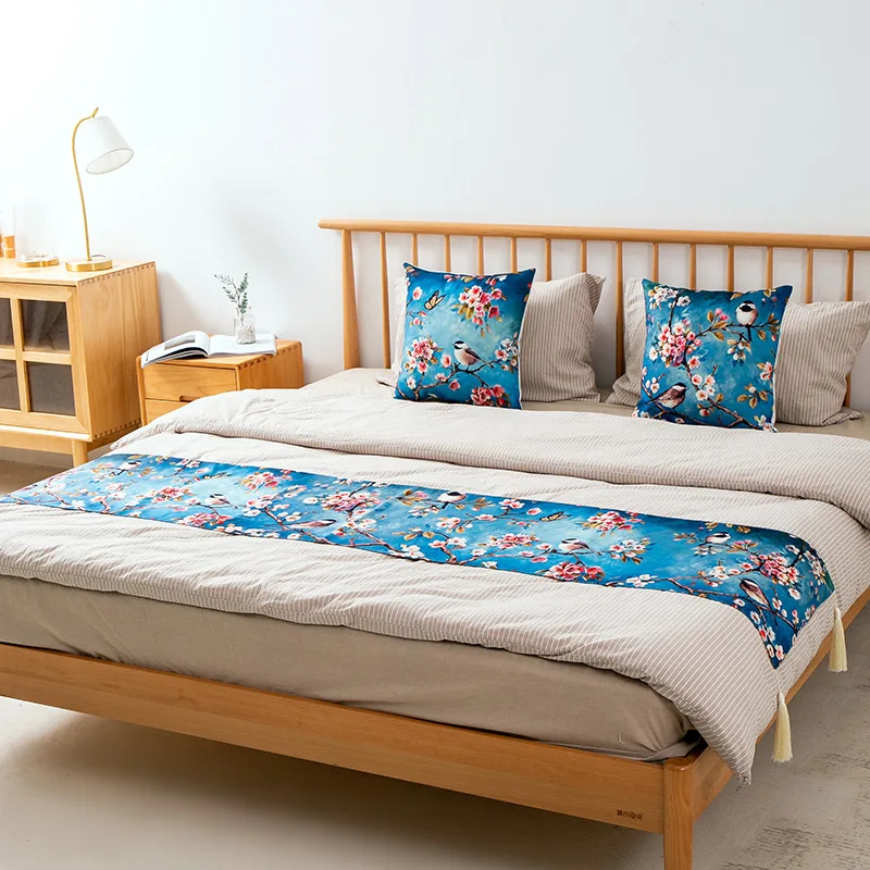 

1 Piece Birds Floral Bed Runner Cotton Linen Bed Cover Decoration Bed Towel Traditional Chinese Style