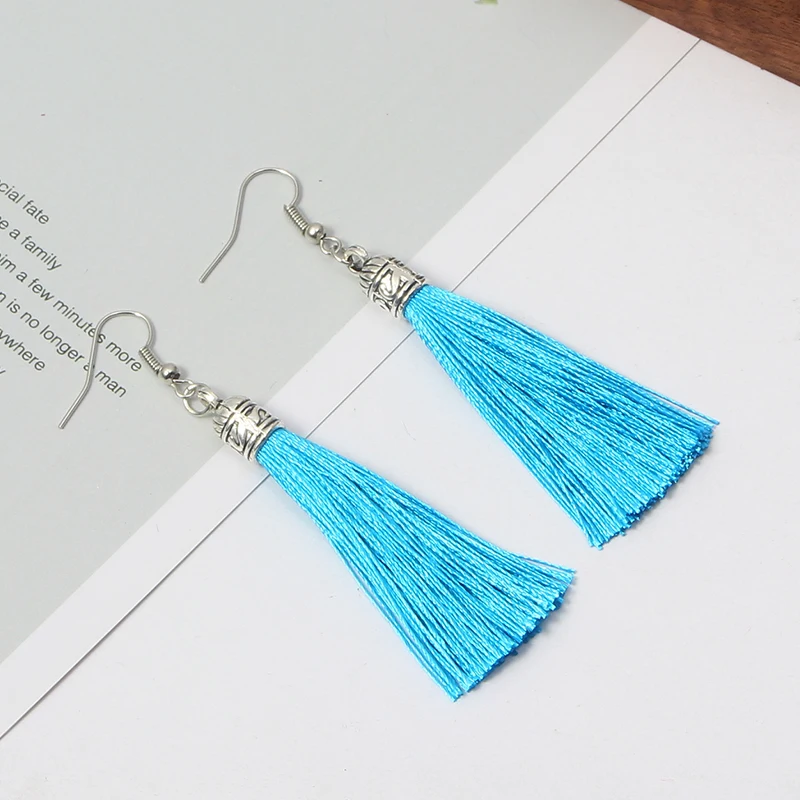 sky blue Модные длинные серьги с кисточками ручной работы, черные, красные, розовые, белые шелковые висячие серьги с ниспадающими кисточками для женщин, ювелирные изделия - Окраска металла: sky blue