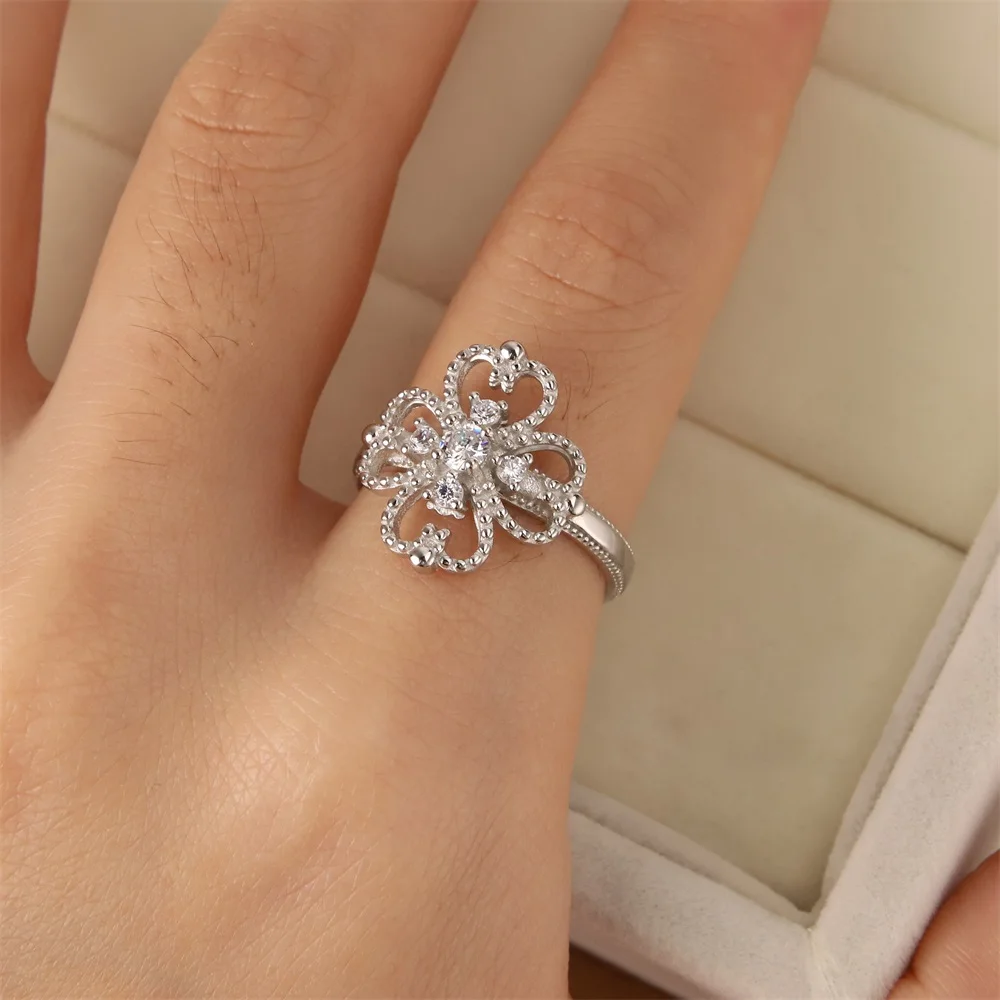 

Fashion Jewelry New S925 Silver Ring Mosang Fine Four-Leaf Clover Hollow Ring Female Simple Personality Wedding Romantic Gift