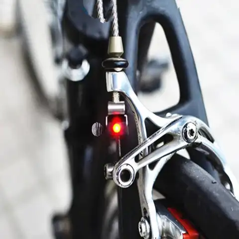 Велосипедный мини-фонарь с V-образным тормозом, задний фонарь для велосипеда, велосипедный светодиодный фонарь, высокая яркость, водонепрон...