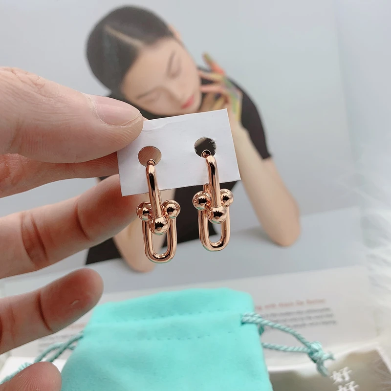 s925 sterling silver fashion all match double u shape high quality earrings，ladies original brand logo 11 hot sell jewelry gift free glo