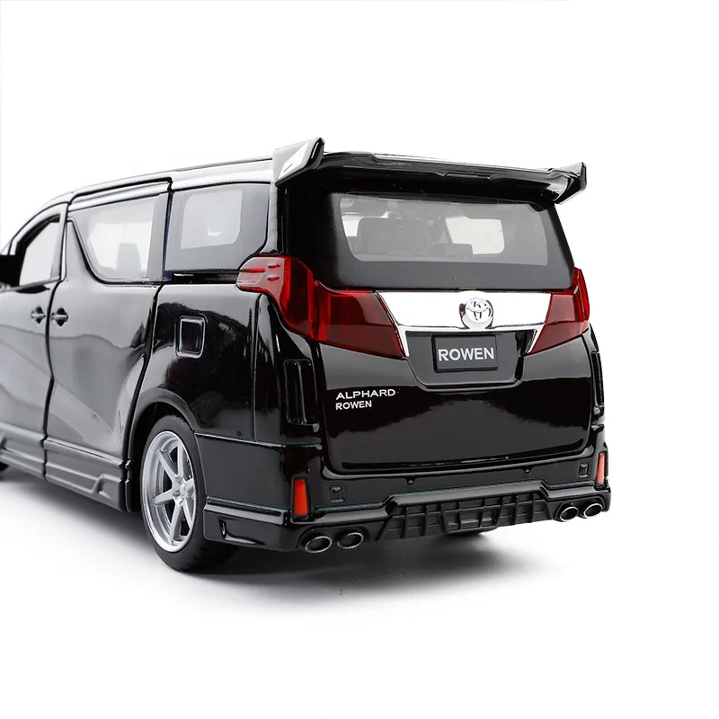 Изысканный 1:32 Toyota Elfa металлический сплав модель литье под давлением звук и свет