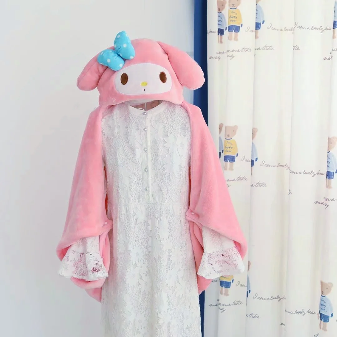 

Cinnamoroll Mymelody Kuromi plush cloak lovely anime manteau Cartoon nap quilt soft flannel blanket children's day present