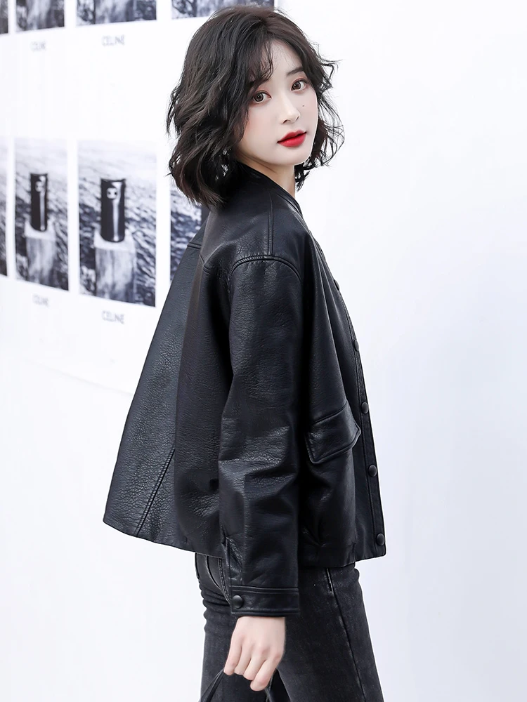 New Women Sheepskin Outerwear Spring 2022 Designer Moto Biker Coat Fashion O-Neck Solid Color Loose Short Sheep Leather Jacket