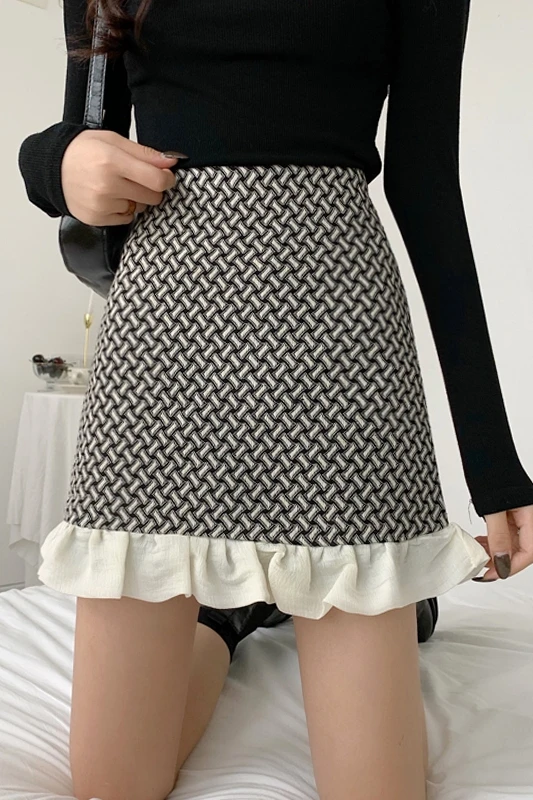 

High-waist A-line skirt 2021 new spring short skirt with small hips and thin skirts