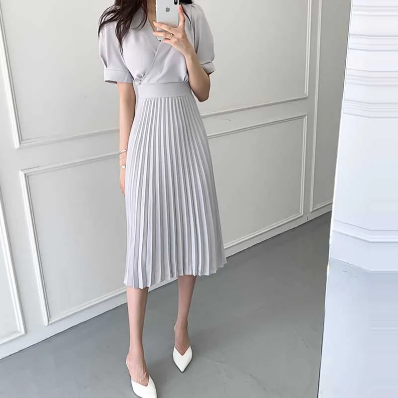 Vestido de verano plisado de una pieza, Coreano elegante, ajustado, cuello en V, vintage, francés, para oficina, novedad de 2021