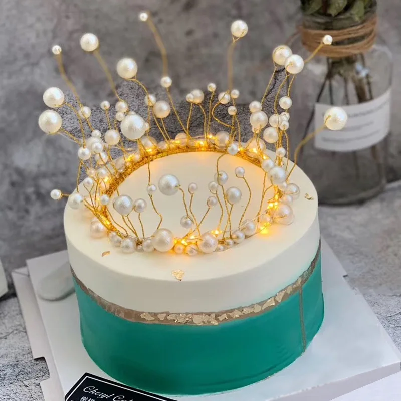 

Metal Pearl Princess Crown Cake Topper Shiny Artificial Pearls Headdress Wedding&Engagement Cake Decor Birthday Topper Handmade