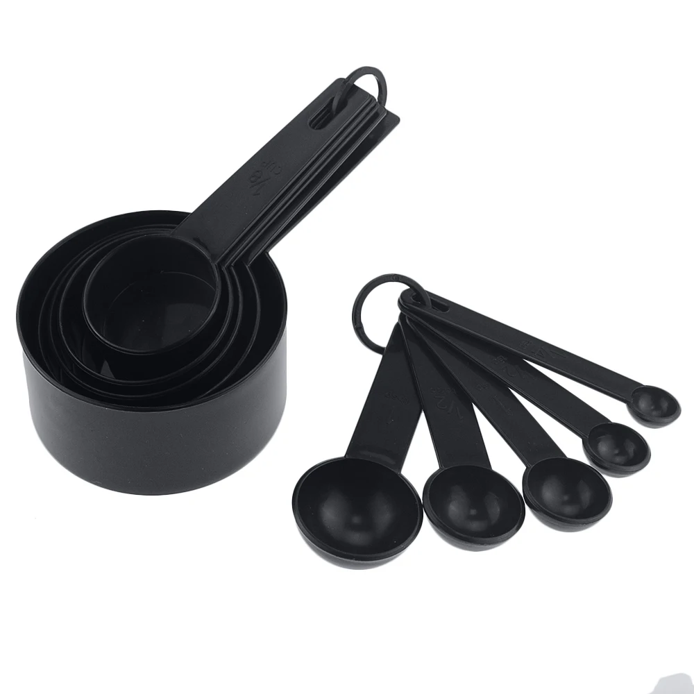 Мерные чашки и мерная ложка черного цвета с силиконовой ручкой кухонный