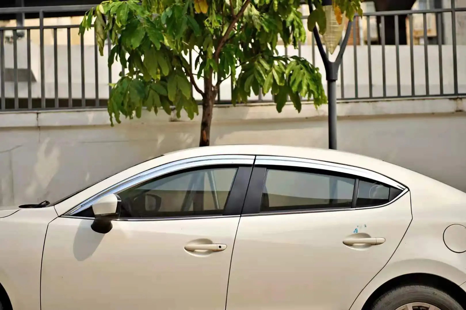 Хромированный козырек для дверей и боковых окон дефлектор защиты от солнца дождя