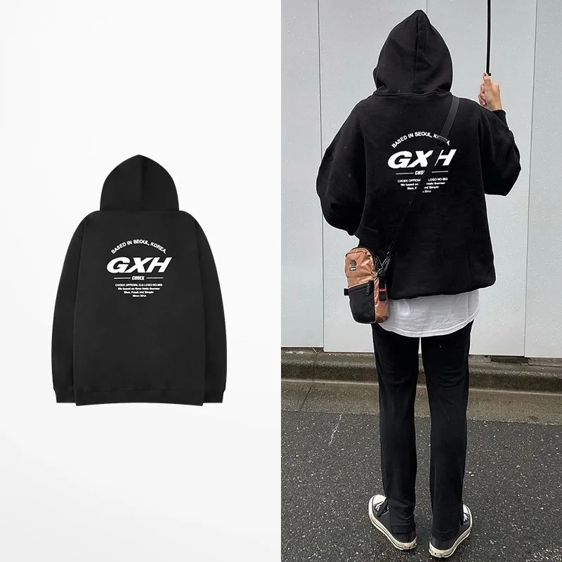 

Hoodies & Sweatshirts