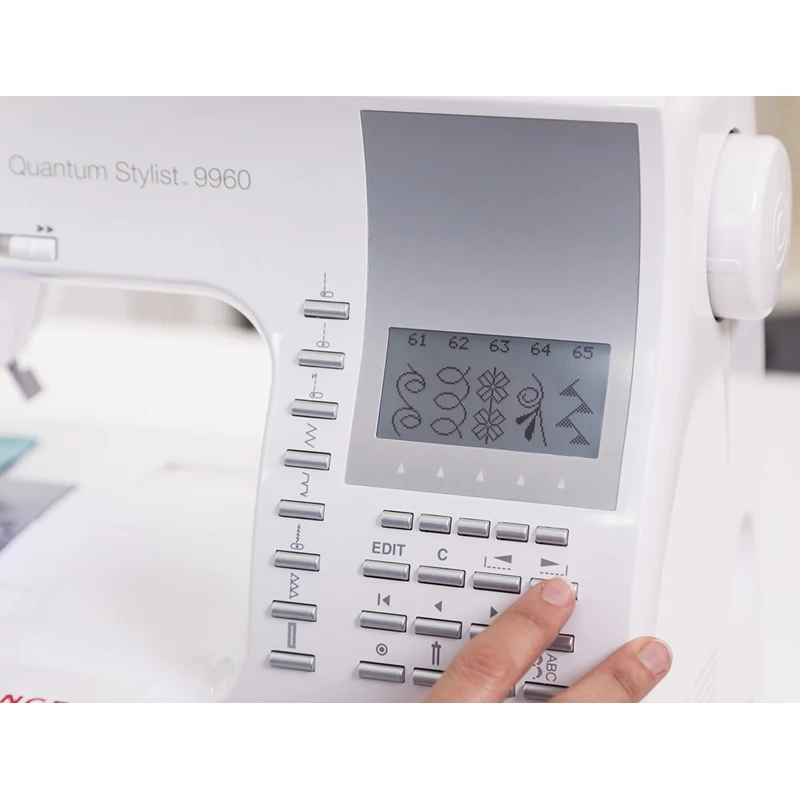 Электронная швейная машина Singer Quantum Stylist 9960 50W | Дом и сад