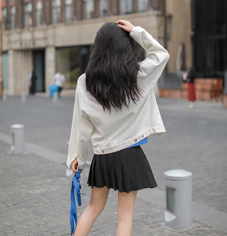 Женская Весенняя джинсовая куртка короткая однотонная повседневная Молодежная