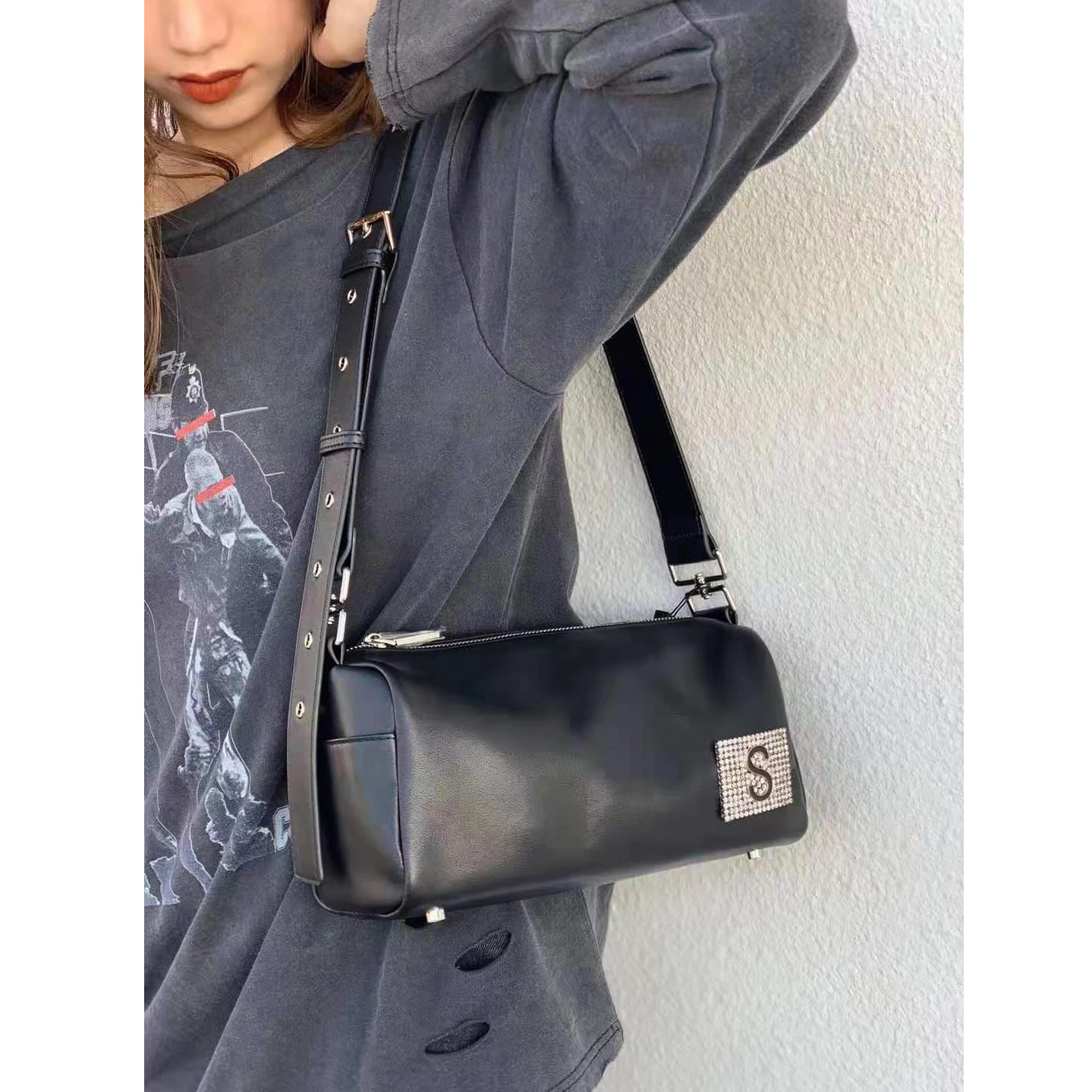 

Сумки через плечо из натуральной воловьей кожи, кожаные коробочки с масляным воском, мессенджеры из натуральной кожи