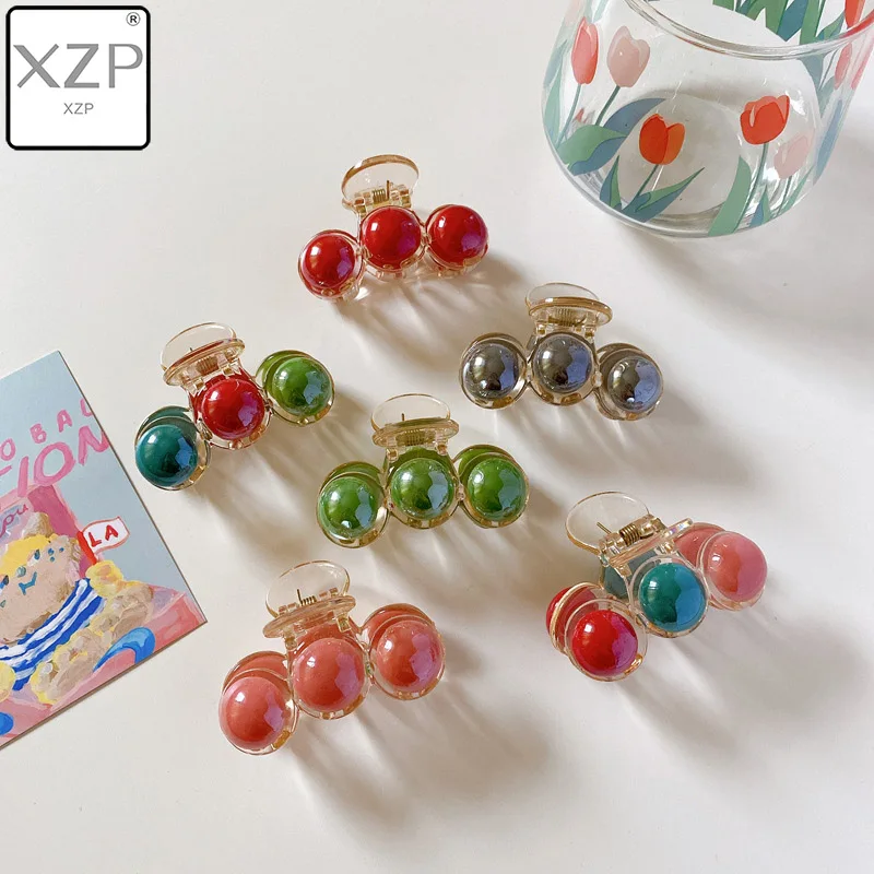 

2021 Korea Spring Autumn New Candy Color Acrylic Round Winding Hair Claw Clips for Women Hairpins Hair Accessories Gifts