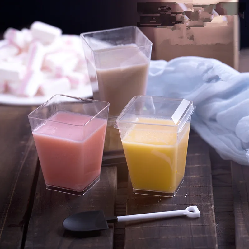 

50pcs High quality transparent disposable cups party birthday wedding favor square cake plastic cups with lid takeaway package