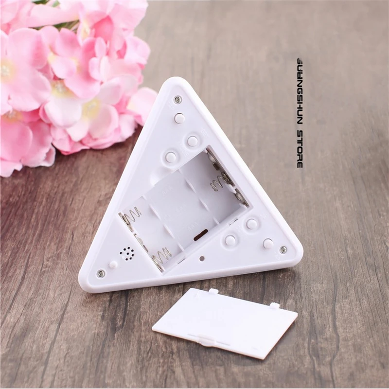 Электронные часы-будильник со светодиодной подсветкой 7 цветов | Дом и сад