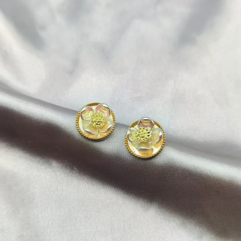 

Grace Flower Earring For Women Fashion Jewelry Bridesmaid Wedding Gift Accessories EarPiercing Charm Earrings Sweet Pendant 2022