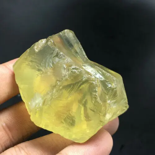 Образец натурального кристалла кварца желтый кристалл a2