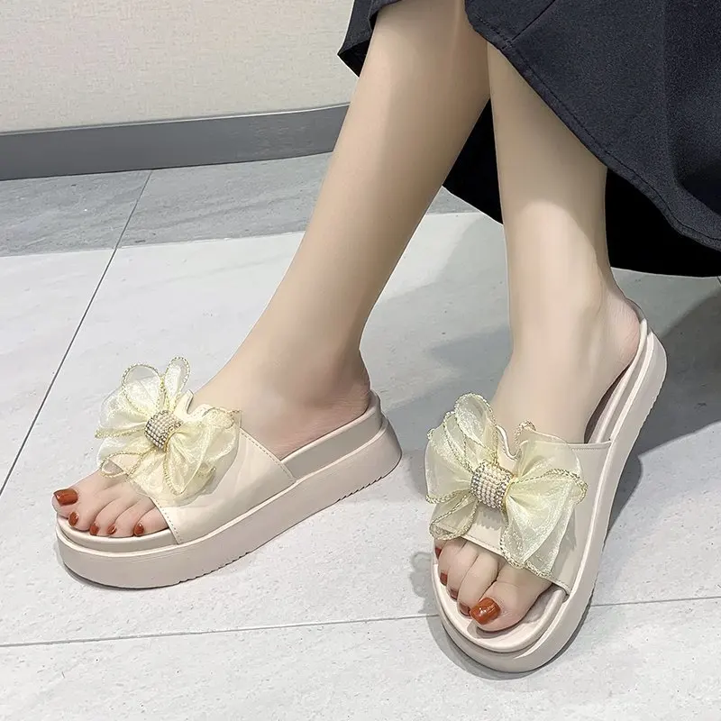 

Butterfly-Knot Female Shoes Slippers Casual Platform Slides Med 2021 Luxury Flat PU Rubber Fashion Butterfly-knot Shoes Woman 20