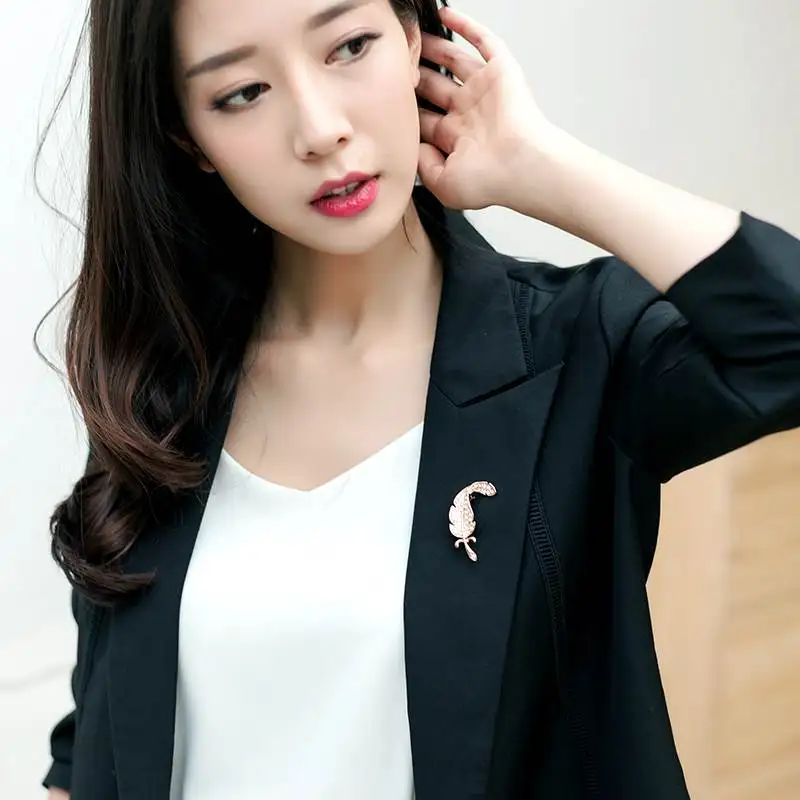 2020 корейский стиль Серебряный цвет женские Броши Мода лист Брошь с кристаллами