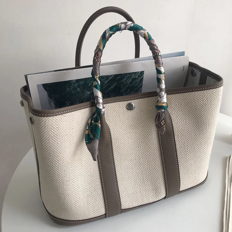 

European and American Contrasting Color Shopping Bag, Large-capacity Lightweight Canvas with Cowhide Bag, Women's Bag Star Style